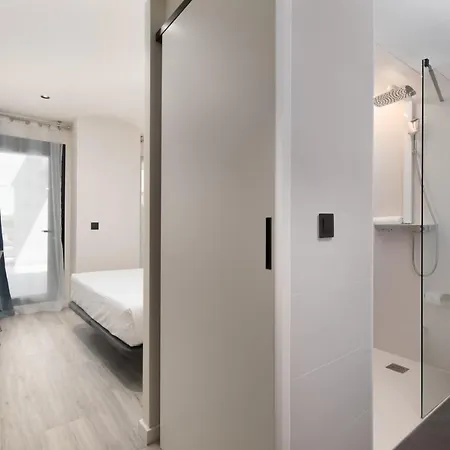 Hotel Arena Zone 3*
