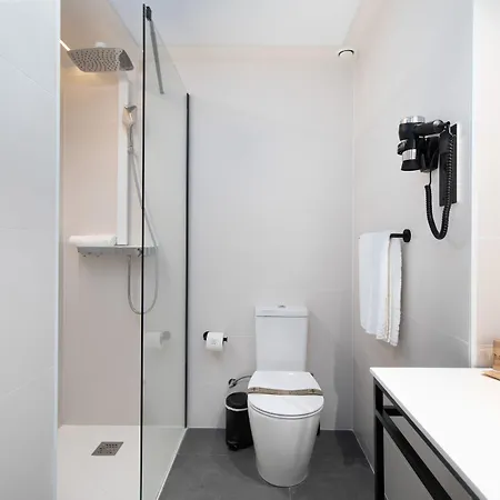 Arena Zone Hotell 3*