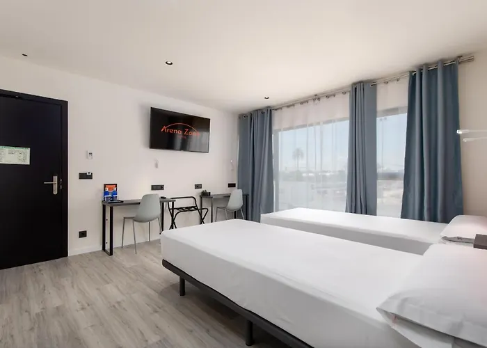 Arena Zone Hotel&café