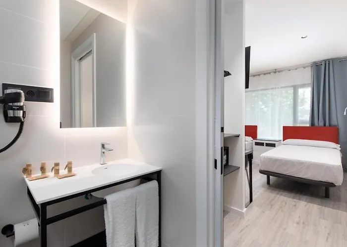 Arena Zone Hotel&café 3*