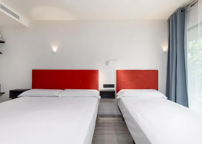 Arena Zone Hotel&café Hotel