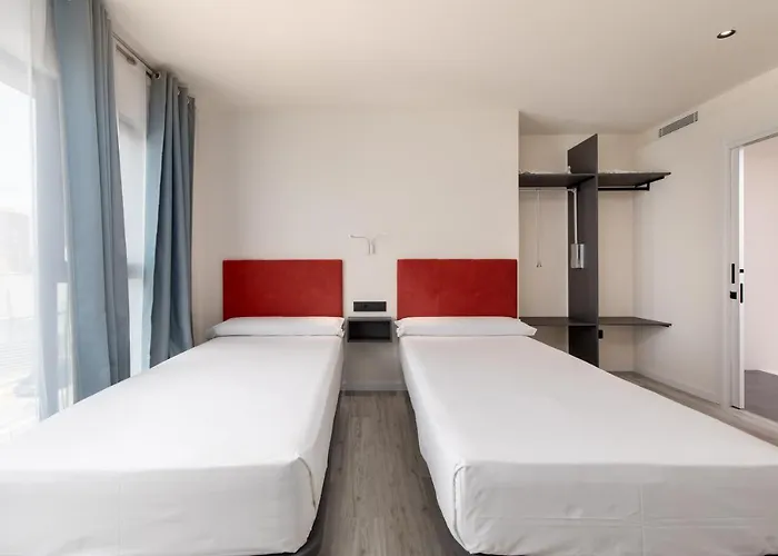 Arena Zone Hotel&café Hotel