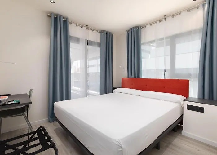 Arena Zone Hotel&café Hotel