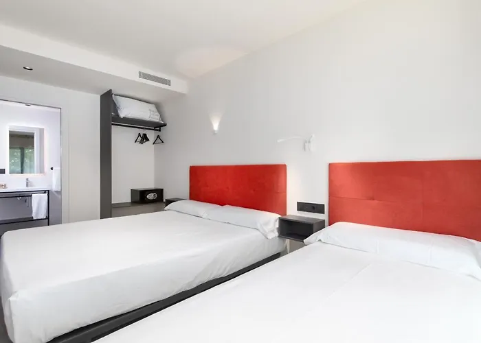 Arena Zone Hotel&café 3*