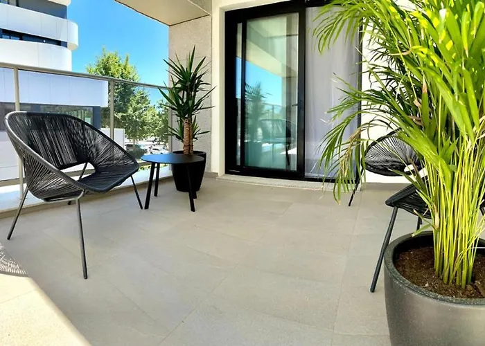 Arena Zone Hotel&café 3*