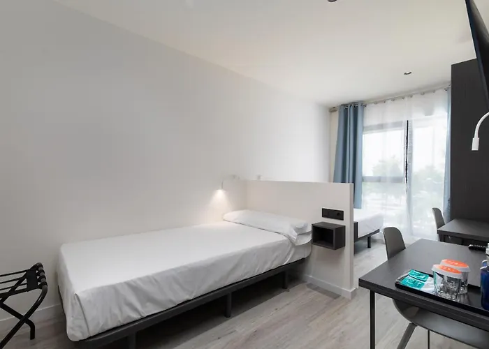 Arena Zone Hotel&café Hotel