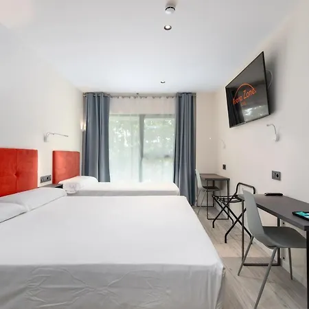 Hotel Arena Zone 3*